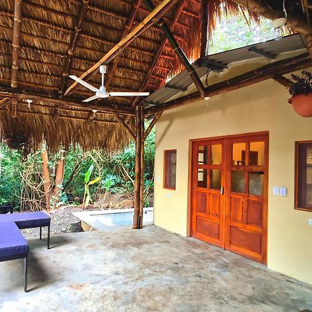 Raindance Hostel Santa Cruz Екстериор снимка
