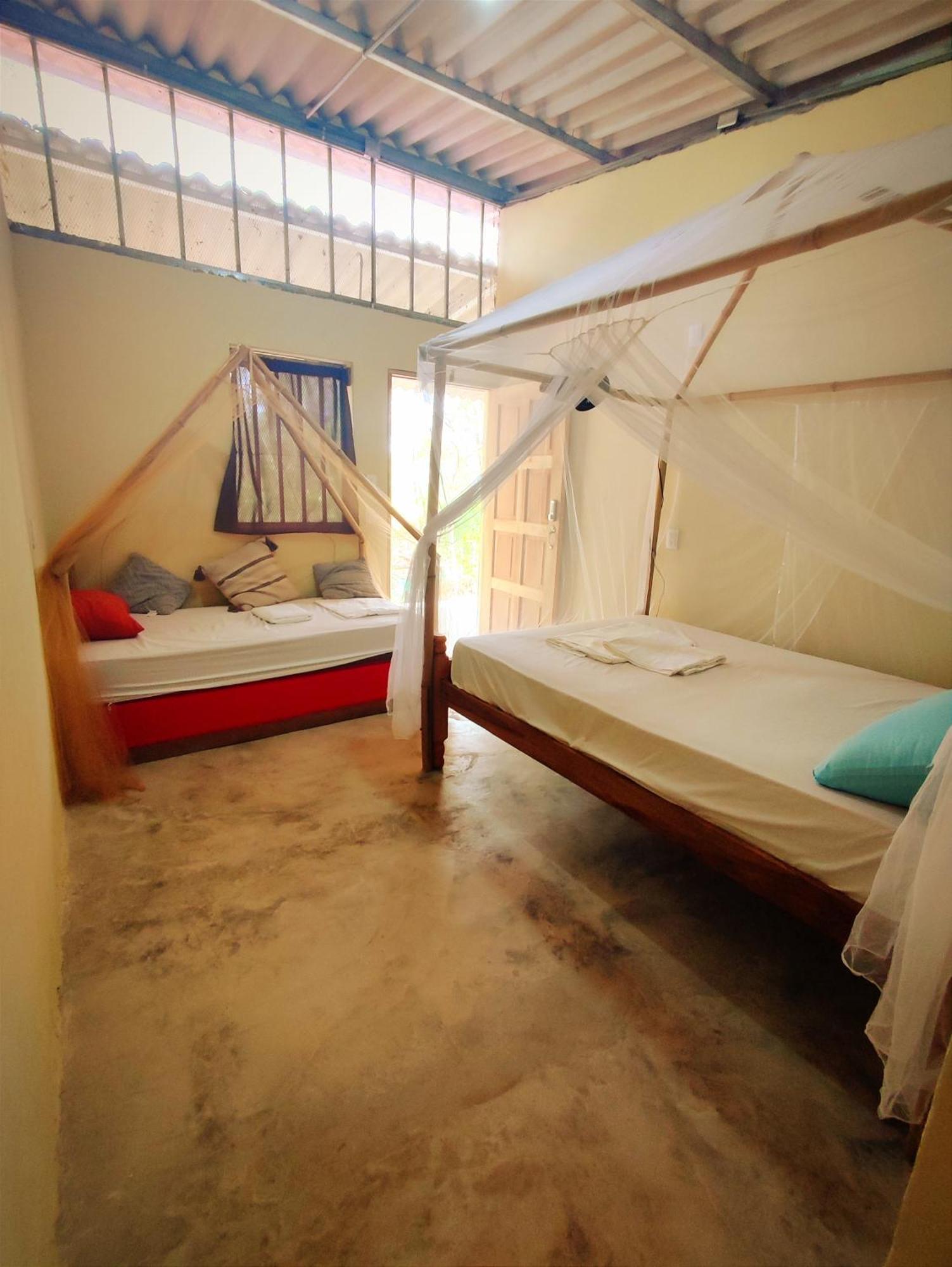 Raindance Hostel Santa Cruz Екстериор снимка