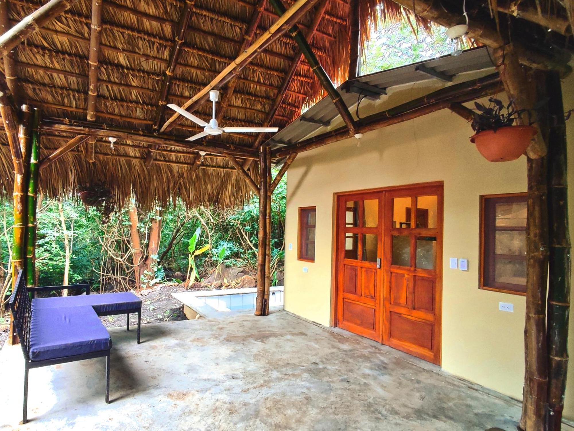Raindance Hostel Santa Cruz Екстериор снимка